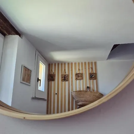 Adesis House *