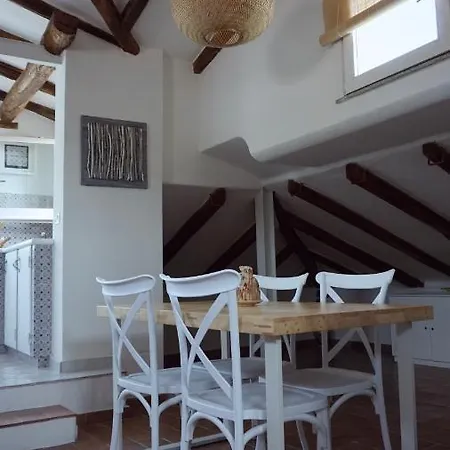 Adesis House Apartment